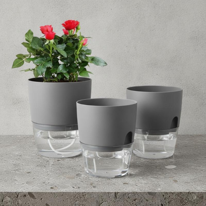 1 vaso in plastica trasparente - Hydroponic Tower recensione e prezzo